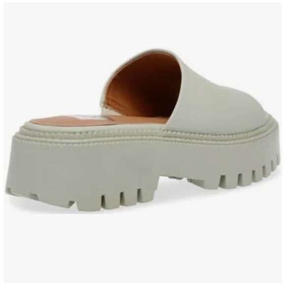 DV Dolce Vita® Liliah 11 Leather Comfy Slip On Thermoplastic Runner Soles New - Picture 6 of 8